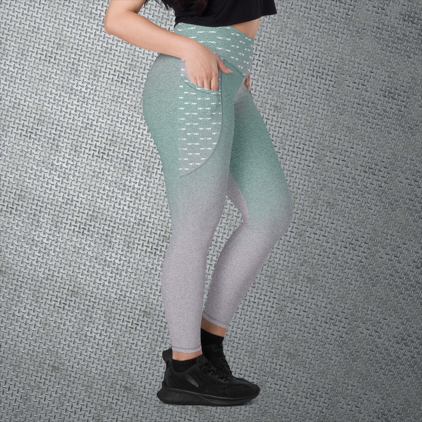 Leggings with pockets